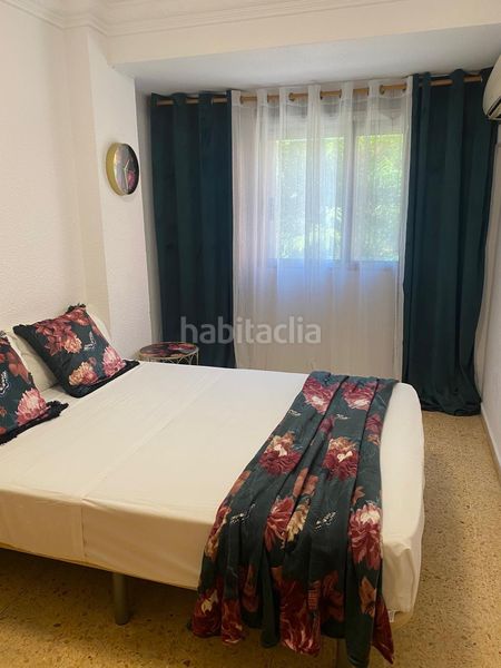 Foto 08b73a04-46dd-4333-a201-f5e23351e873. Piso zona centro , ascensor, luminoso en Cardenal Benlloch Mislata