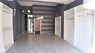 Lloguer Local Comercial a La Constitución-Canaleta. Local reformado en inmejorable ubicación