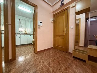 Piso en Alaquàs. Excelentre distribución, ascensor y para entrar a vivir