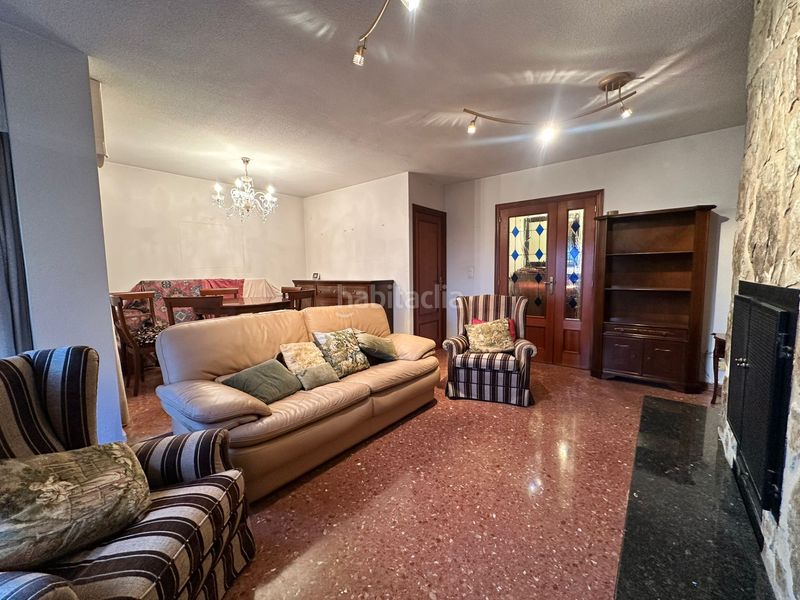 Foto 80dd1fa0-8125-4309-9ea0-482cd2709a23. Pis amb xemeneia aparcament a Barrio de Campanar Valencia