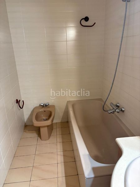 Foto b471e0c7-c859-40bb-b8ea-0748ed78caf3. Pis amb xemeneia aparcament a Barrio de Campanar Valencia