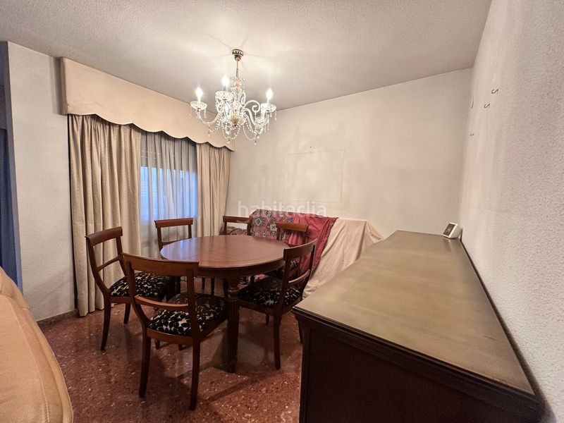 Foto ea89570b-c099-486d-80e0-ac1c6a962475. Pis amb xemeneia aparcament a Barrio de Campanar Valencia