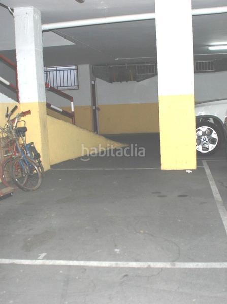 Foto 5ef7770a-76d6-49fa-9dee-4b6dbe89d6e1. Aparcament cotxe a Font Verda Granollers