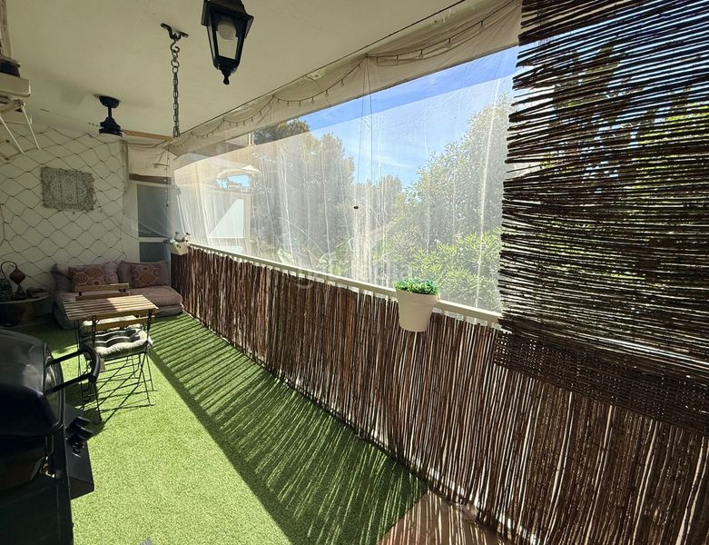 Foto 17846f7b-096a-4d82-89de-5d76f9d6f07e. Pis amb calefacció aparcament piscina a Bellamar Castelldefels