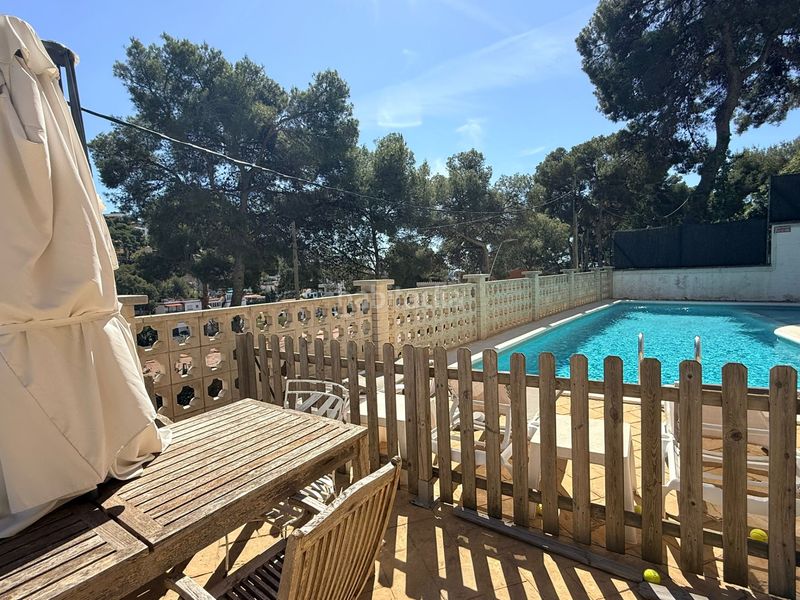 Foto e8484af4-313e-4aa3-9919-aea8a2bffe42. Pis amb calefacció aparcament piscina a Bellamar Castelldefels