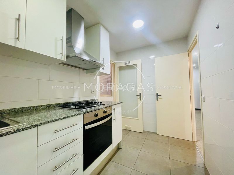 Foto beb51406-717b-4ad9-9267-50d8976bbce8. Pis a Font Verda Granollers