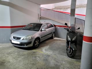 Car parking  Carrer avinguda de les comarques catalanes