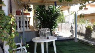 Xalet a Mas Trader-Corral d´En Tort-Corral d´En Cona. Casa de dos alturas en mas trader, cubelles