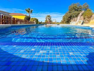 Casa  Rocallisa. Casa estilo nordico. gran jardin casi 1.000 mts. de parcela, pis