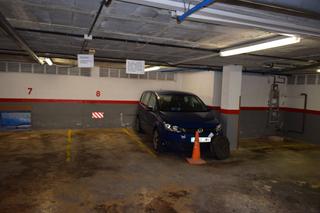 Aparcament cotxe a Bonavista. Parking