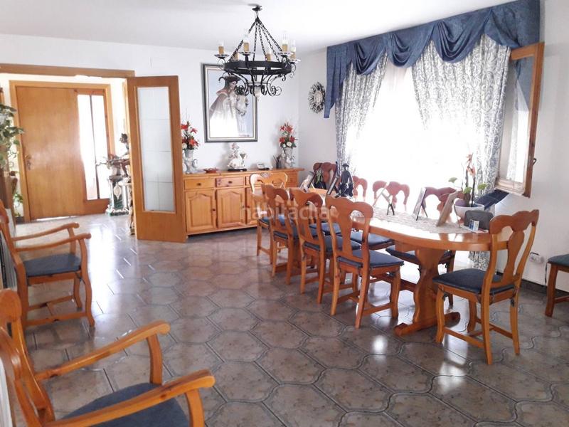 Foto 5666b595-2d8c-4424-9114-bd3123f7dea4. Chalet con riscaldamento parcheggio piscina in Calafell park Calafell