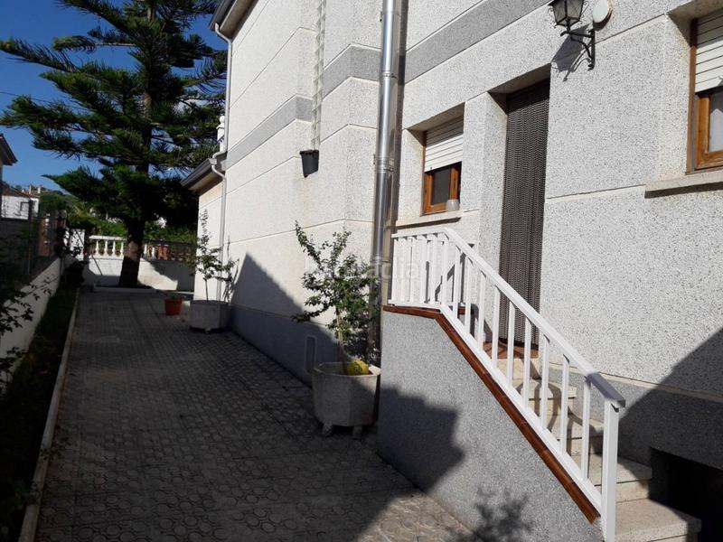 Foto bc8f59e9-33c2-48b6-ac4c-4ba2688cee37. Chalet con riscaldamento parcheggio piscina in Calafell park Calafell