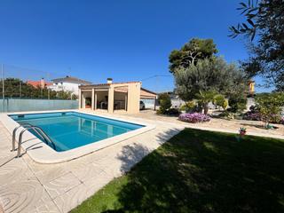 Chalet à Llorenç del Penedès