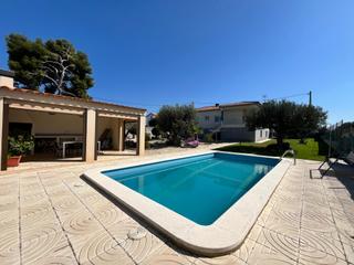 Chalet in Llorenç del Penedès