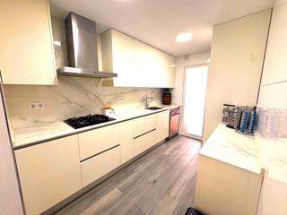 Etagenwohnung in Centre