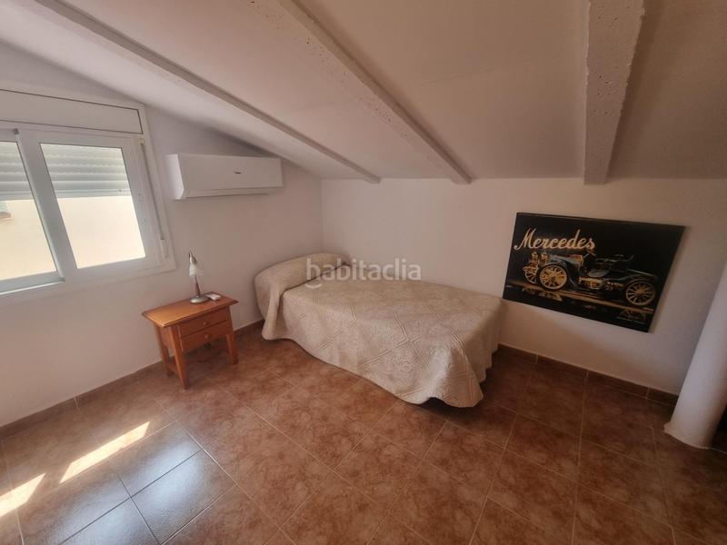 Foto d93812cf-3332-4ac5-97f0-1a2453f4b6d6. Casa adosada amplia casa adosada con vistas al mar en Torredembarra