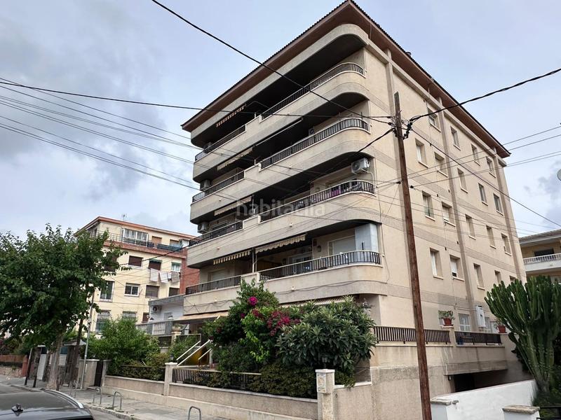 Foto 0fb182b4-7792-43d7-b0aa-0581f2e592ee. Planta baja  en segunda línea de mar en Segur de Calafell