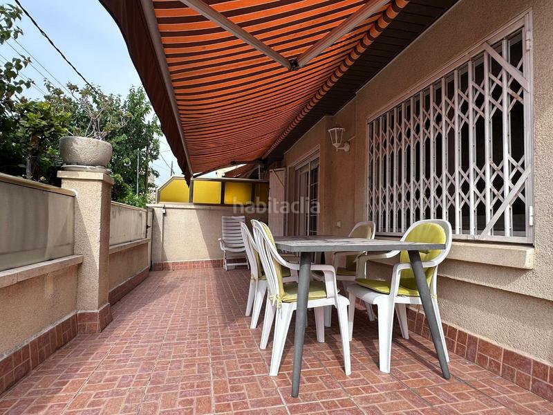 Foto a13bd5eb-9a77-49c3-ab30-d8824b367972. Planta baja  en segunda línea de mar en Segur de Calafell