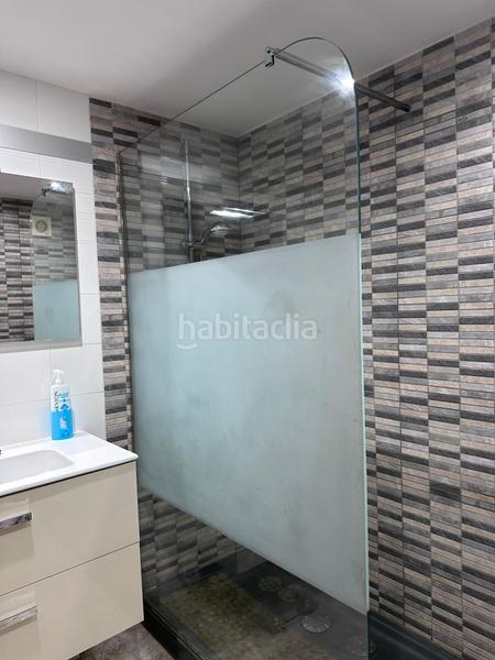 Foto b383c1c8-a932-4fb2-8a9e-21c24e076b7f. Planta baja  en segunda línea de mar en Segur de Calafell