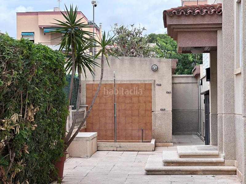 Foto ffdbc91a-0c2d-4d0b-b0b1-663d68686e8c. Planta baja  en segunda línea de mar en Segur de Calafell