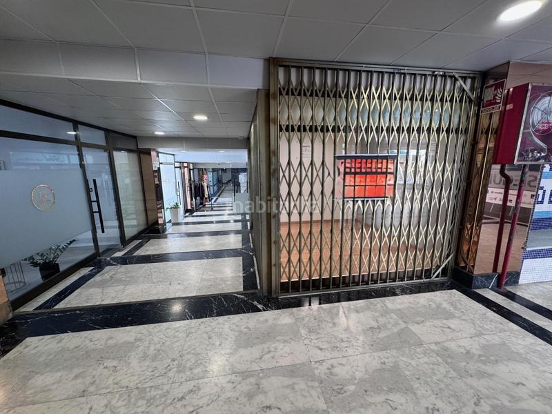 Foto d9bbbbcd-eba7-4059-8d07-7dbda7eab299. Local comercial en Centre Torredembarra