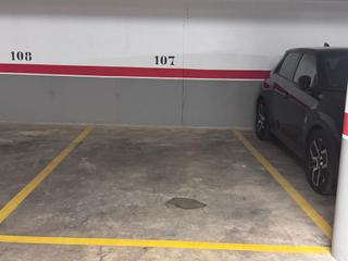 Aparcament cotxe  Carrer de la via augusta. Plaza de garaje en altafulla ubicación ideal y comodidad