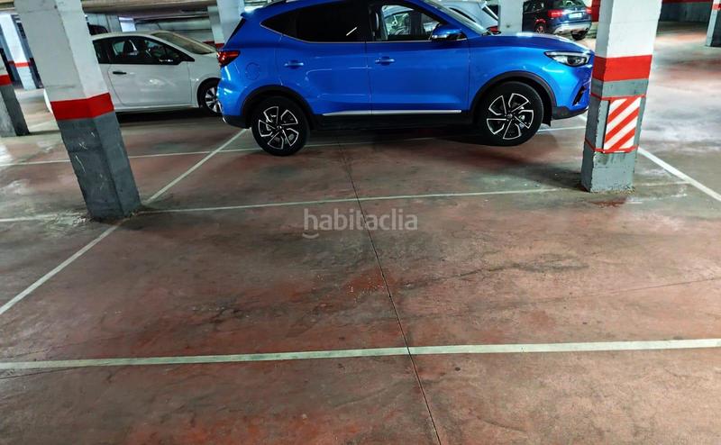 Foto 146d0b48-e946-450d-9952-8eb08b91990d. Parking voiture dans Centre Torredembarra