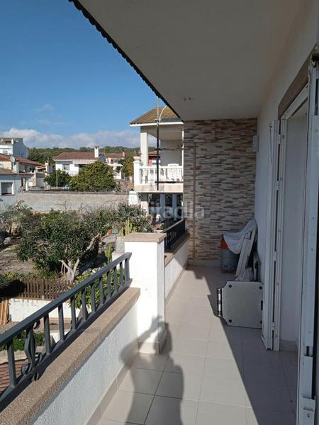 Foto d2085449-9950-456a-9018-fdf9267ac788. Chalet en Pobla de Montornès (La)