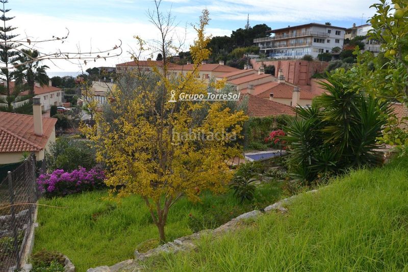 Foto 839625de-825a-43e8-9e3b-98f9ea8b0dfd. Casa pareada en Segur de Calafell nucli urbà Segur de Calafell