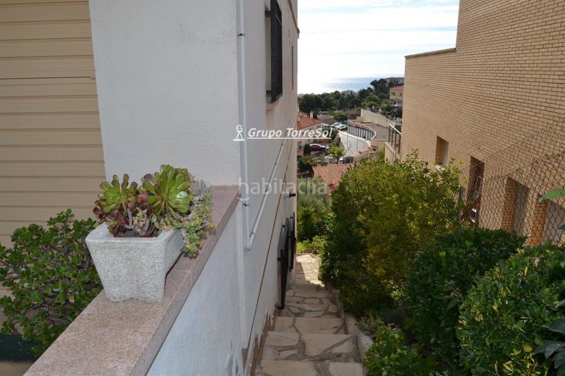 Foto d4cdaa7b-1867-413a-ba76-fba7e917c901. Casa pareada en Segur de Calafell nucli urbà Segur de Calafell