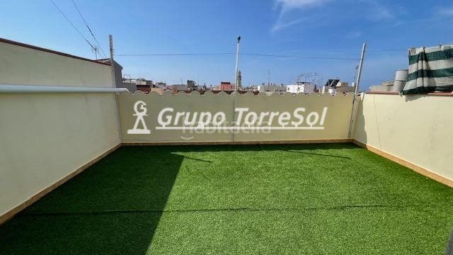 Foto 3fb98585-261d-4b71-b0b5-ef135a28f574. Casa amb calefacció aparcament a Santa Maria-l´Eixample-Sud Sumella Cubelles