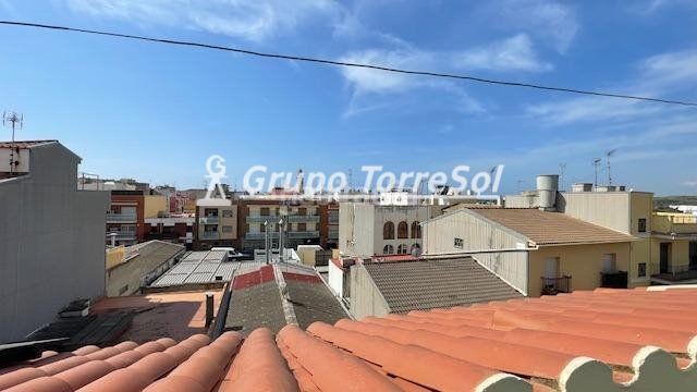 Foto 65bc4d2f-9045-42c4-978c-90ff31af45a3. Casa amb calefacció aparcament a Santa Maria-l´Eixample-Sud Sumella Cubelles