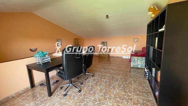 Foto 85db56c6-b178-41f3-9a97-eab486a84d3f. Casa amb calefacció aparcament a Santa Maria-l´Eixample-Sud Sumella Cubelles