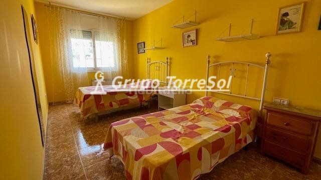 Foto 8cf17285-27bd-4ea3-be80-272f027589ee. Casa amb calefacció aparcament a Santa Maria-l´Eixample-Sud Sumella Cubelles