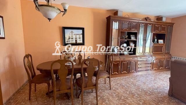 Foto 98ddcee0-294f-41e1-8e08-9d833f49bcfa. Casa amb calefacció aparcament a Santa Maria-l´Eixample-Sud Sumella Cubelles