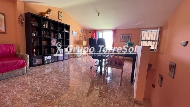 Foto f0c19f0b-7ee3-484b-82b0-dee227d85b4e. Casa amb calefacció aparcament a Santa Maria-l´Eixample-Sud Sumella Cubelles