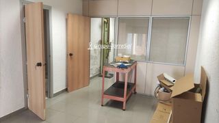 Lloguer Local Comercial  Carrer major 7. Fantastico local en alquiler en el centro de creixell