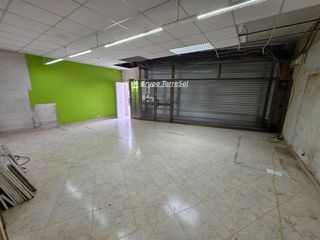 Miete Geschäftsraum  Catalunya. Antiguo estanco de avenida catalunya