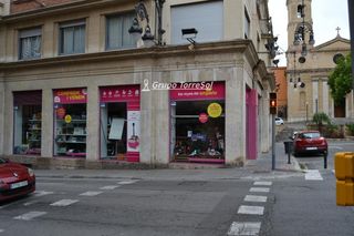 Local Comercial a Plaça de Prim 5