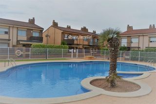 Casa aparellada a BERNA