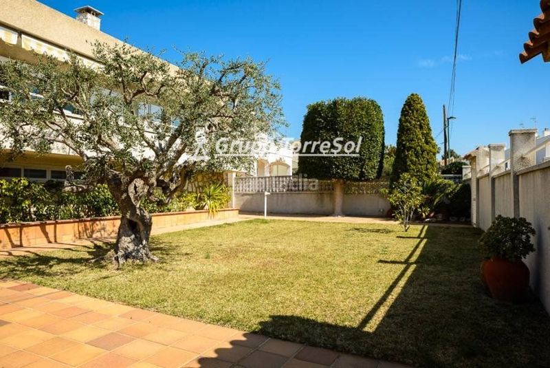 Foto 607de885-5e76-4d5e-b41b-f95c7510acc7. Xalet amb calefacció aparcament piscina a Mas Mel Calafell