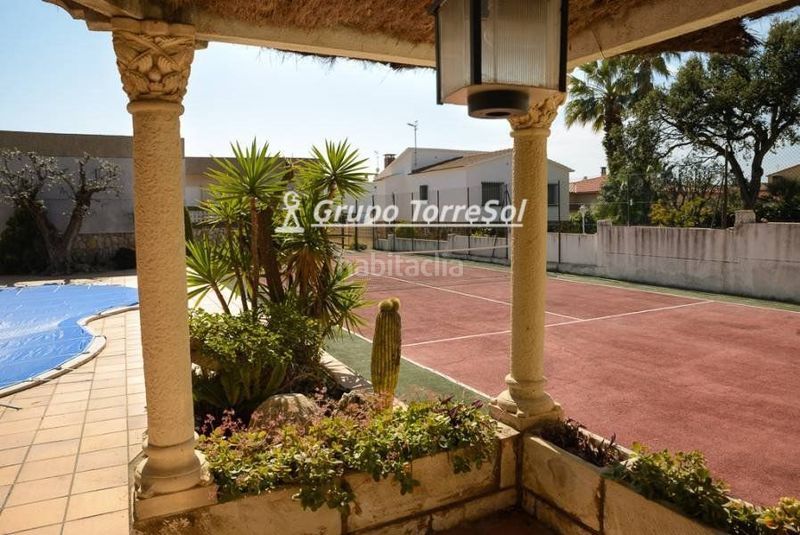 Foto 746acb89-354a-45c0-8d81-005d78abd9db. Xalet amb calefacció aparcament piscina a Mas Mel Calafell