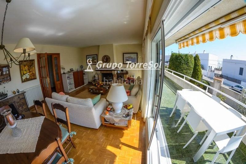 Foto a2720741-6d79-4c3a-ad60-3da45d763159. Xalet amb calefacció aparcament piscina a Mas Mel Calafell