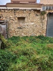 Finca rústica  Bisbe catala. Parcela edificable