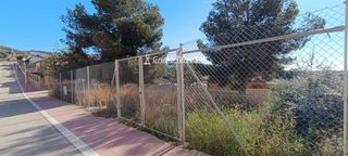 Finca rústica  Joan brosa 60. Terreno urbano en venta en roda de barà