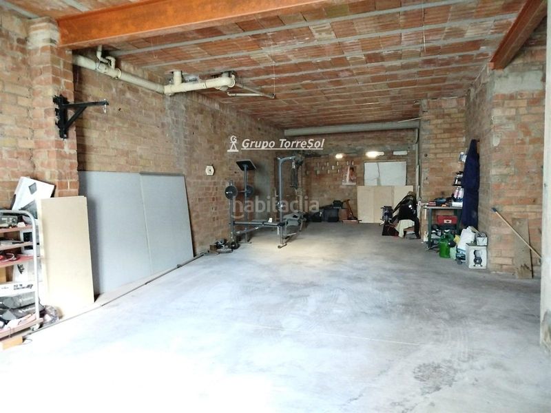 Foto b8ed2543-f3d9-4634-ab8d-3be4840d1b91. Local comercial a Calafell poble Calafell
