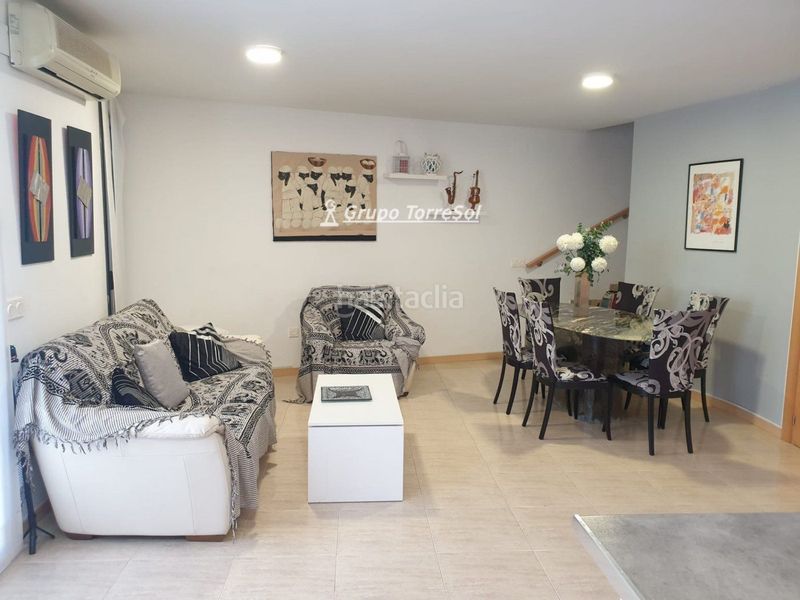 Foto f6868550-4c87-45c6-be3a-5bd9d1db2277. Casa adossada amb calefacció piscina a Roda de Barà