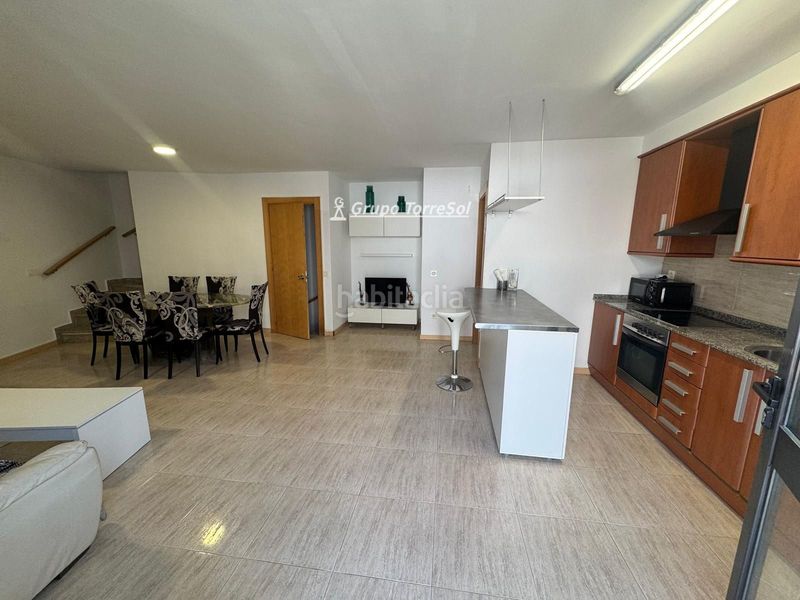 Foto f75b03f3-67dc-4a09-a8ab-5adfafbe34ac. Casa adossada amb calefacció piscina a Roda de Barà