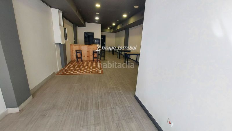 Foto f9936124-1fb9-448b-853c-8c34fbc0c8e6. Local comercial a Calafell platja Calafell