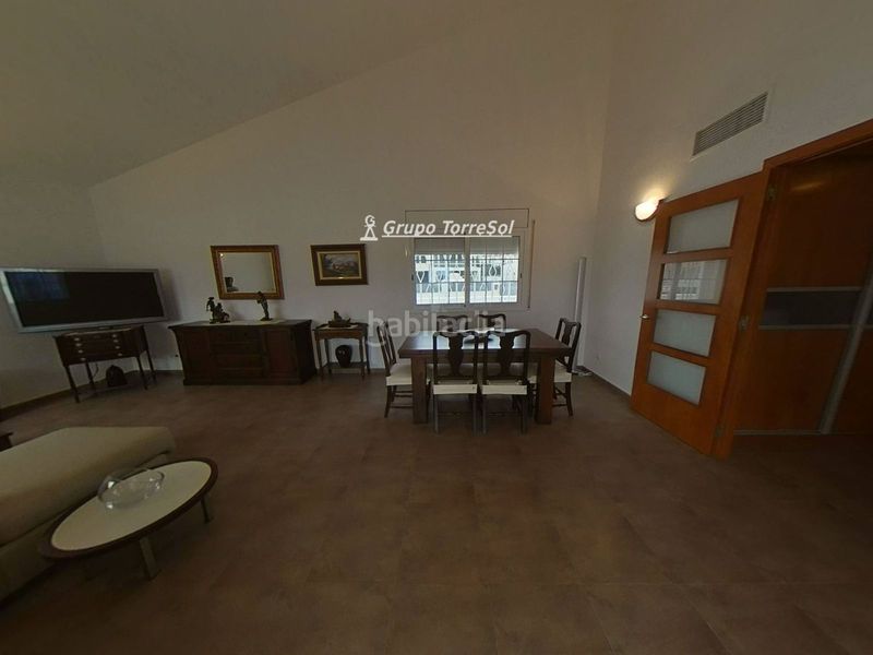 Foto 0a07487d-20d4-491b-ba61-87fcba3d653a. Xalet amb calefacció aparcament a Roda de Barà